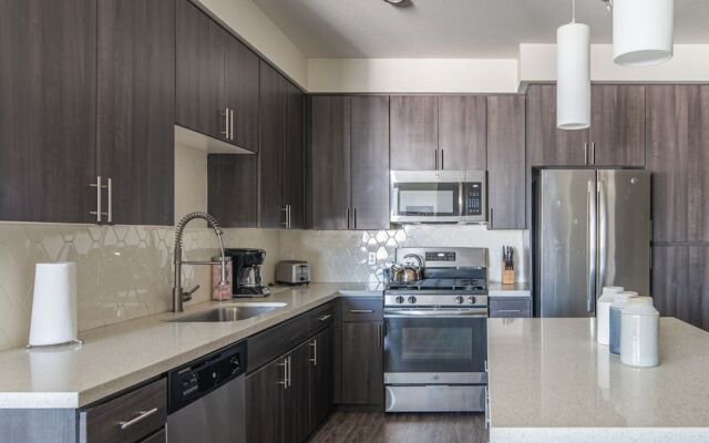 WanderJaunt Luxe Central Phoenix Apts