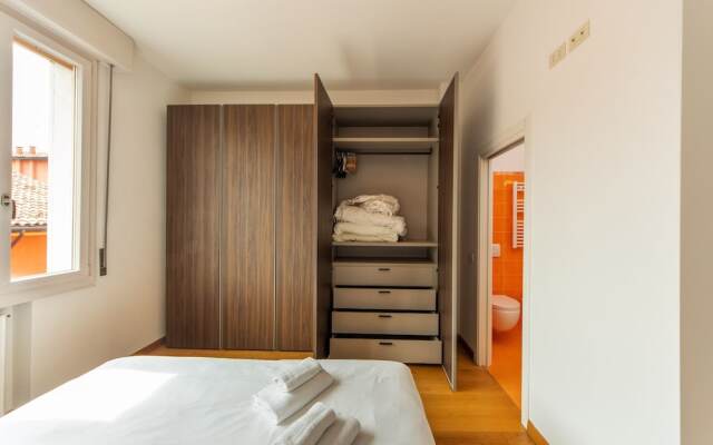 HouSmart Sant'Isaia 67-2