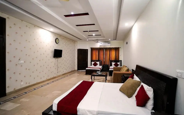 Capri Inn Guest House