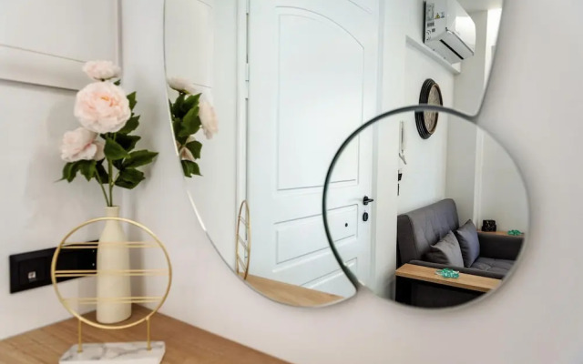 Konstantina's & Nicol's Studios