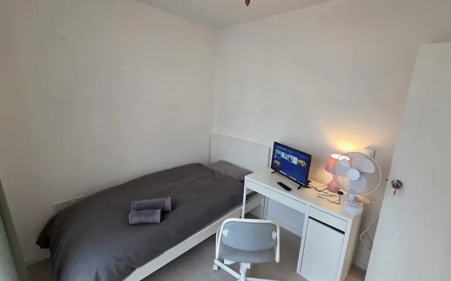 3 bedroom apartment from F&A properties
