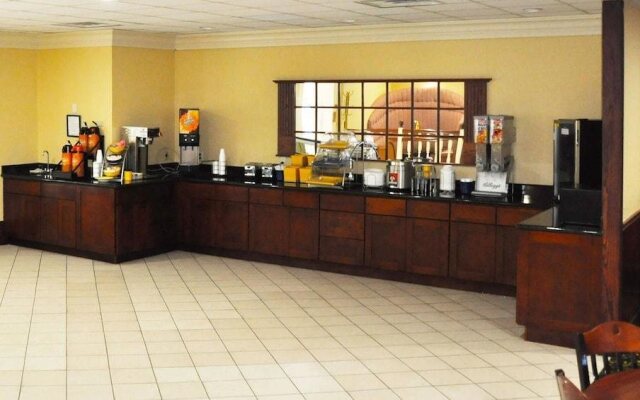 Mangnuson Hotel East Sandusky