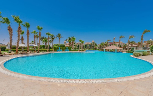 VESTA - Luxury APT - 2BR - Veranda
