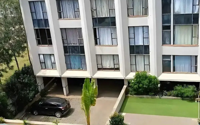 Lavish Apartment With Swimming Pool Ongata Rongai