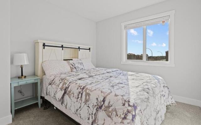 New built 4 bed holiday home