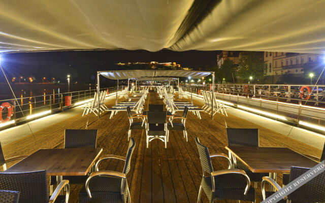 FairCruise Business Hotelship Dusseldorf