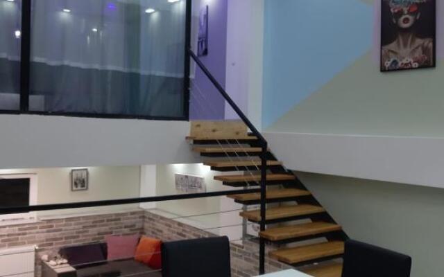 Babis Home Kaloubni st. 40