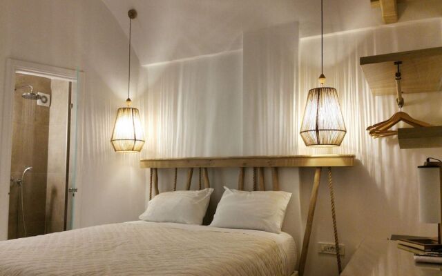 Alafropetra Luxury Suites