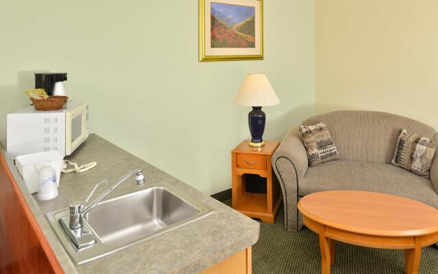 Americas Best Value Inn & Suites Three Rivers