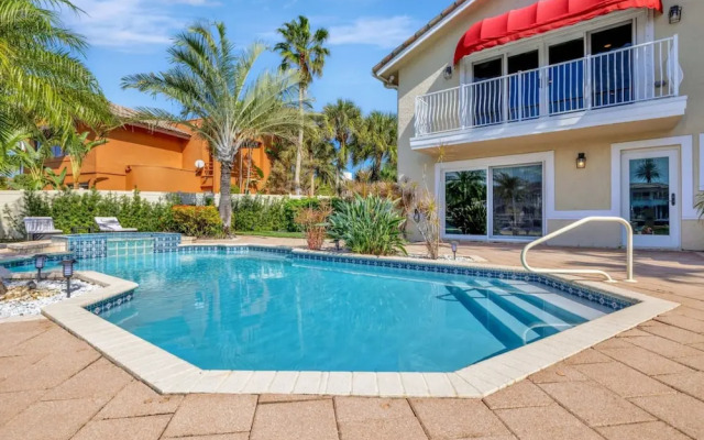 Serenity Villa Water Front