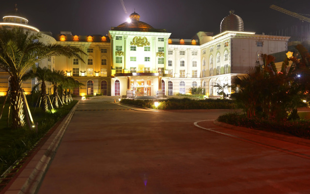 The Royal Pinnacle Hotel