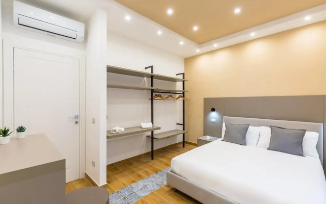 Colonna Apartment 4 by Wonderful Italy