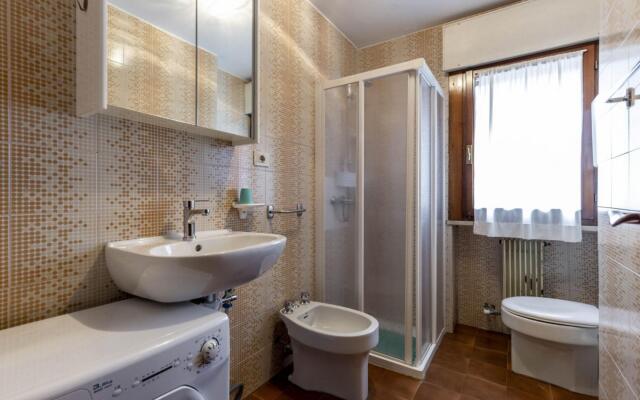GIROMETTI, two-room apartment. (022036-AT-054584)-400 GIROMETTI