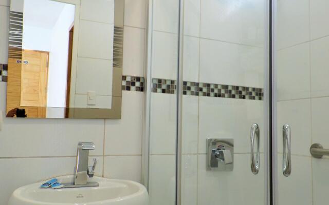 Razz B&B Miraflores