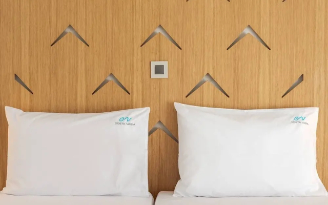 Costa Vasia Suites & Apartments
