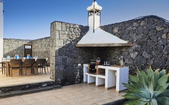 Casa Indiana - LH110 By Villas Now Ltd