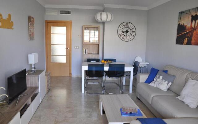 2201-Lovely 2 bedrooms with terrace and pool