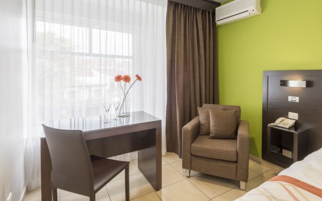 Hotel Residence Inn Suites Cristina