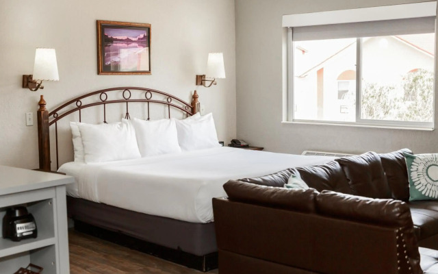 Aarchway Inn