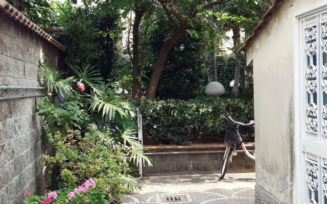 Pompei Rooms and Apartment B&B
