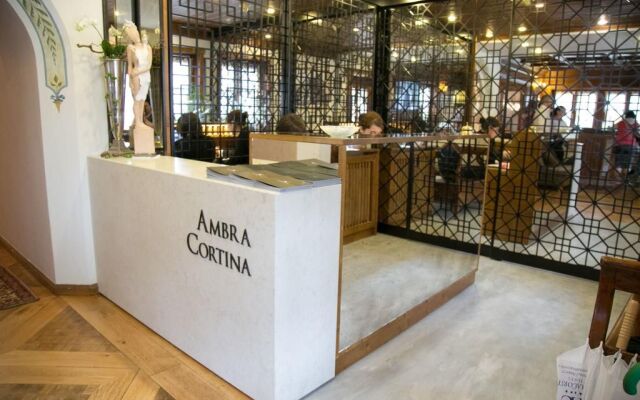 Ambra Cortina Luxury & Fashion Boutique Hotel