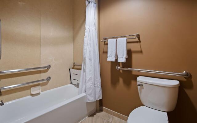 Best Western Plus College Park Hotel