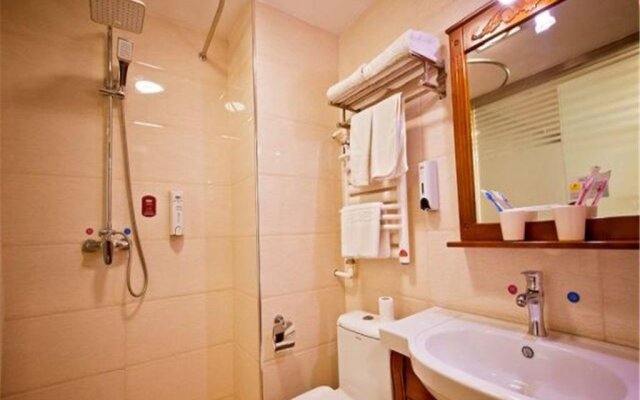 Elan Hotel Korla Passenger Transport Center Branch