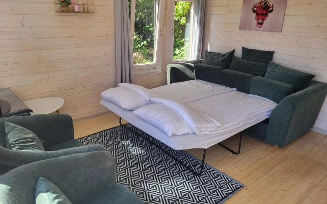 Tiny house near Viljandi lake