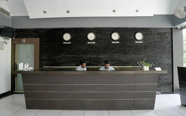 Hotel Palm Shore