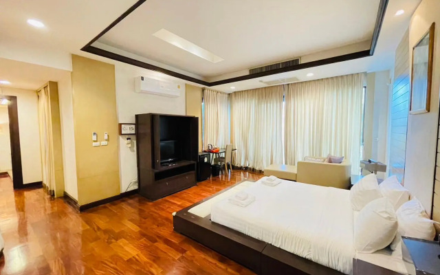 Royal Sammuk villas