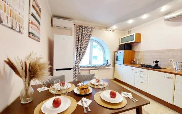 UT Островского 86