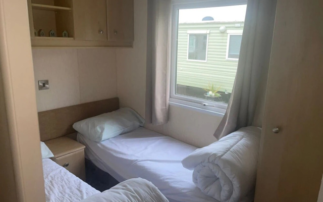 Remarkable 2-bed Villa Caravan in Driffield