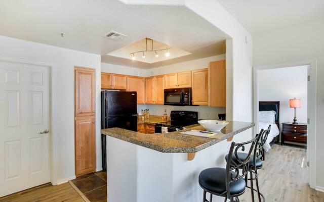 12 Mi to Old Town: Condo w/ Pool & Balcony!