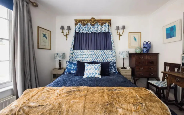 Mayfair W/ac 3-bed-5guests Berkeley Square