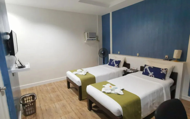 Pescadores Suites Moalboal