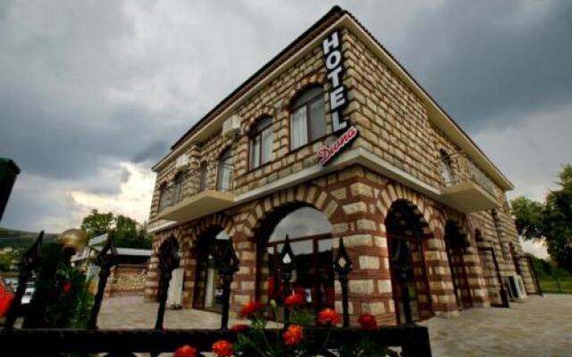 Hotel Divna