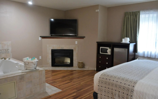FairBridge Inn & Suites Dupont