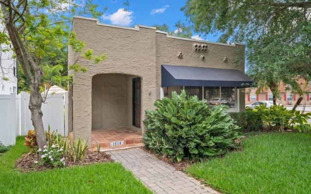 Soho Hacienda Spanish Style Home w Pool