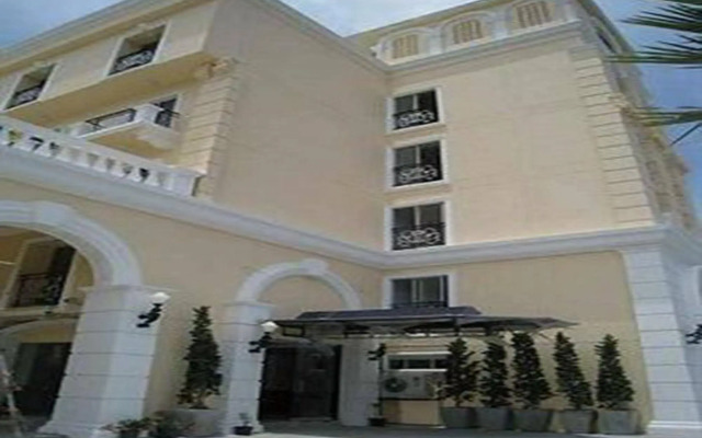 Rafael Mansion Bangkok Aiport