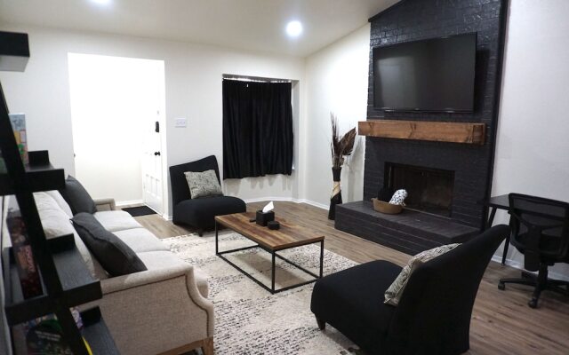 Newly Updated Cozy Home