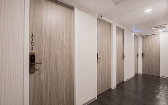 Single Inn Kaohsiung Station Hostel