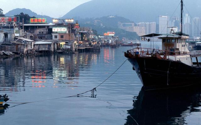 Crowne Plaza Hong Kong Kowloon East, an IHG Hotel