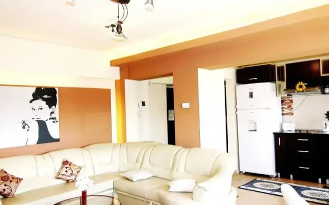 Brandy Deluxe Apartment