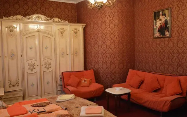 Diplomati Hotel