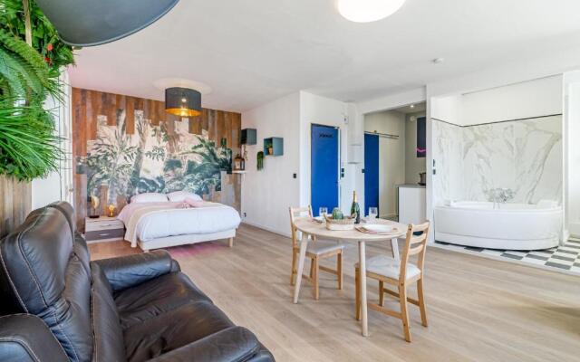 Appart-Jacuzzi à 6 min de la gare St Charles