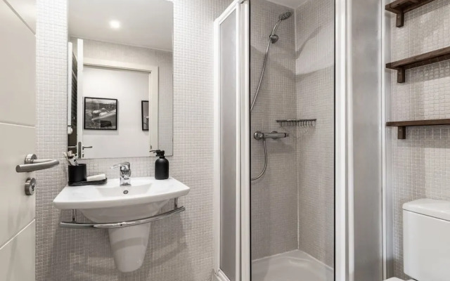 Dono - 3 Bedrooms Apartment in Chueca