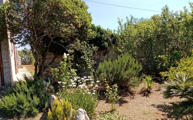 Il Trullo E Il Fortino