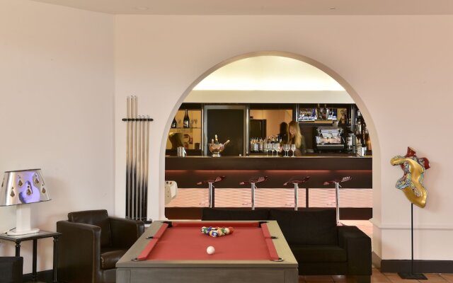 Hotel Arles Plaza