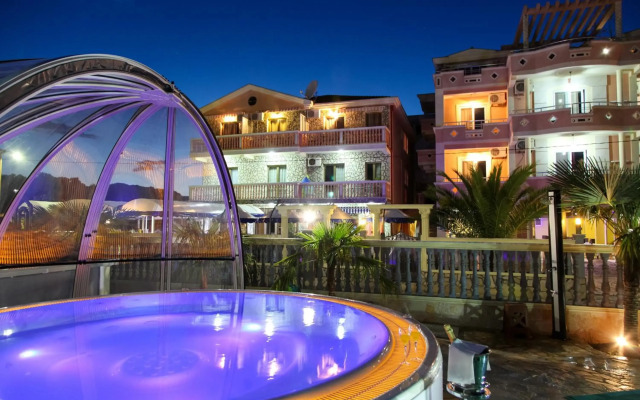 Aparthotel Villa Primafila