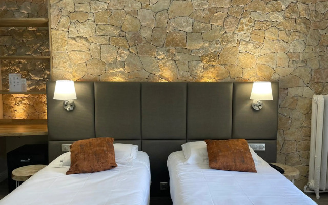 Hotel Busby